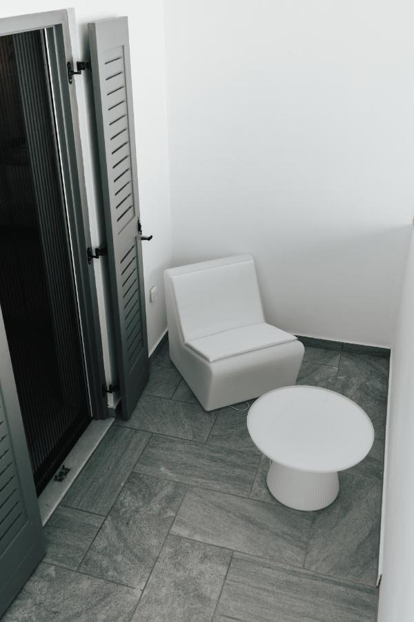 K Suites Ios Экстерьер фото